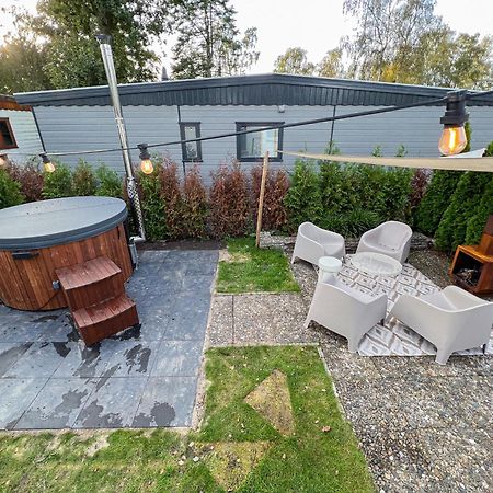 Bosrijk Chalet - Hottub - Veluwe พุทเทิน ภายนอก รูปภาพ