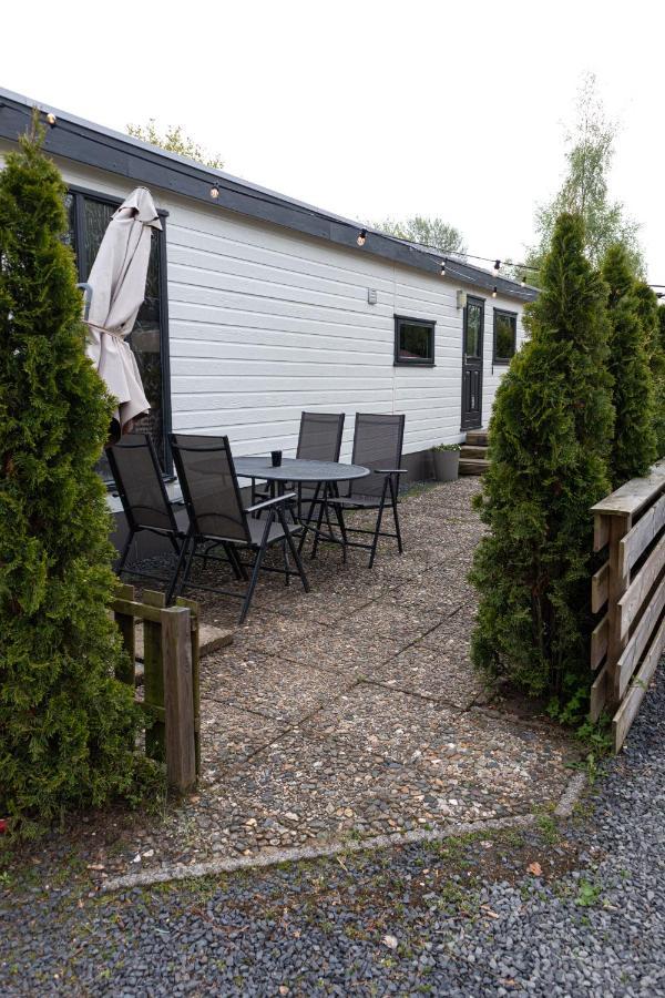 Bosrijk Chalet - Hottub - Veluwe พุทเทิน ภายนอก รูปภาพ