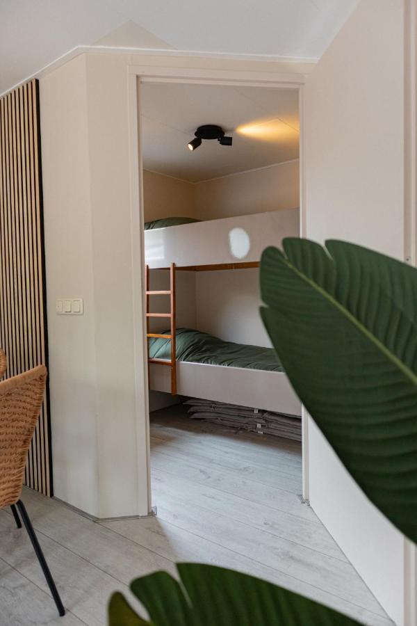 Bosrijk Chalet - Hottub - Veluwe พุทเทิน ภายนอก รูปภาพ
