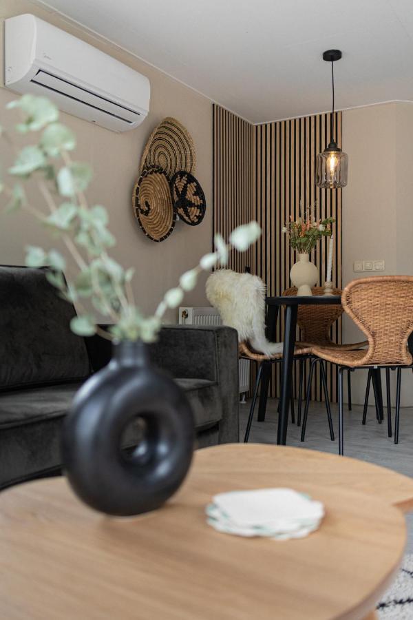 Bosrijk Chalet - Hottub - Veluwe พุทเทิน ภายนอก รูปภาพ
