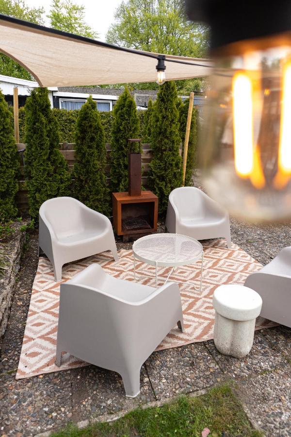 Bosrijk Chalet - Hottub - Veluwe พุทเทิน ภายนอก รูปภาพ