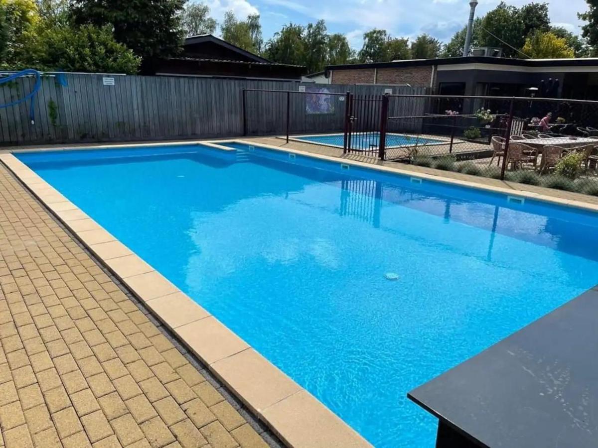 Bosrijk Chalet - Hottub - Veluwe พุทเทิน ภายนอก รูปภาพ